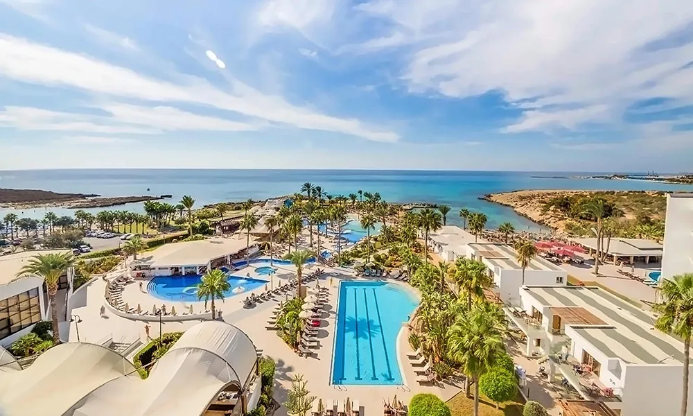 Adams Beach Hotel 
