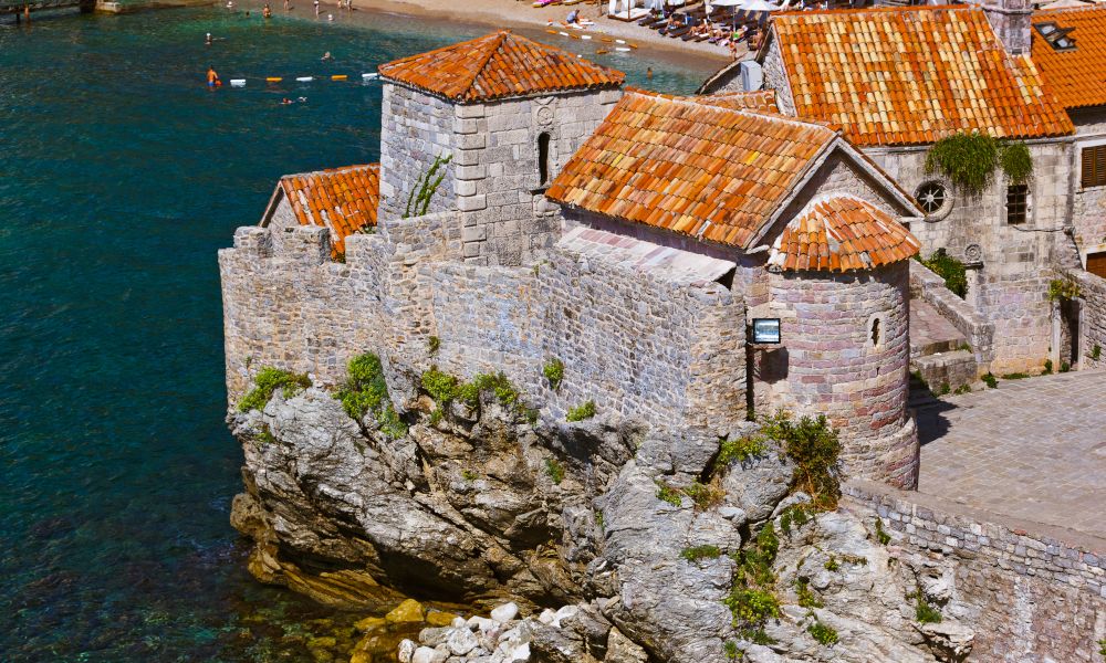 /api/cms/uploads/Budva_old_town3_f3fd6411d4.jpg