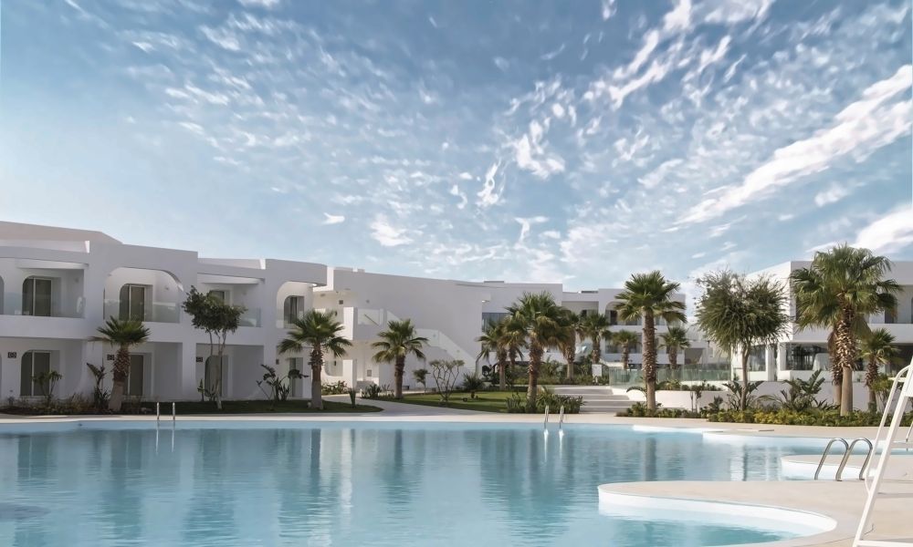 /api/cms/uploads/Meraki_Resort_Adults_Only_Hotel_2_df7551a2a5.jpg