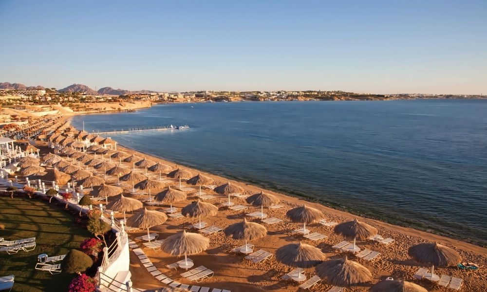/api/cms/uploads/Sunrise_Arabian_Beach_Grand_3_b818c334e8.jpg