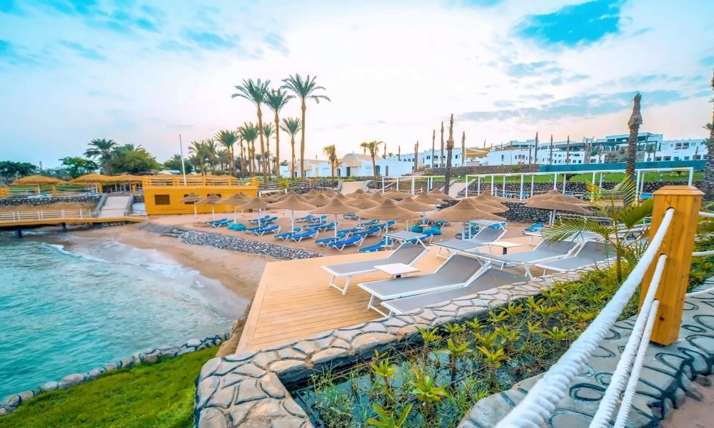 /api/cms/uploads/Sunrise_Diamond_Beach_Resort_2_5e08be9e35.jpg
