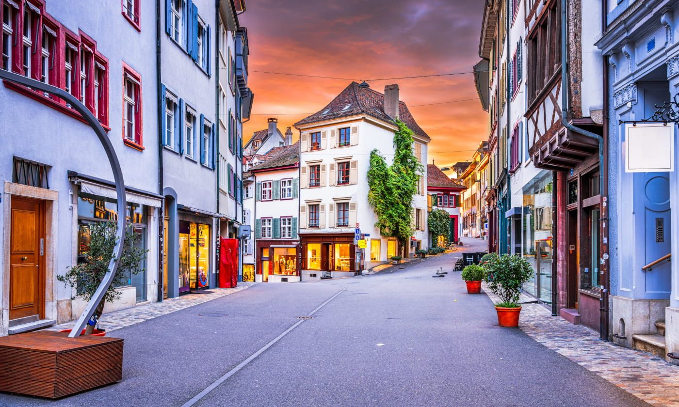 /api/cms/uploads/basel_737631_e55968ba6b.jpg