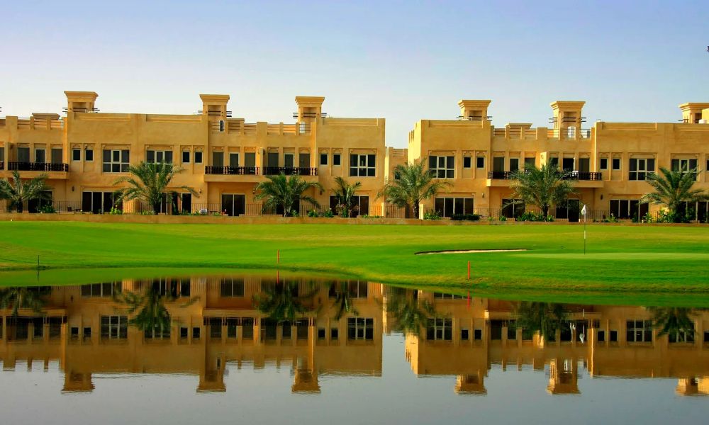 Al Hamra Village 4*