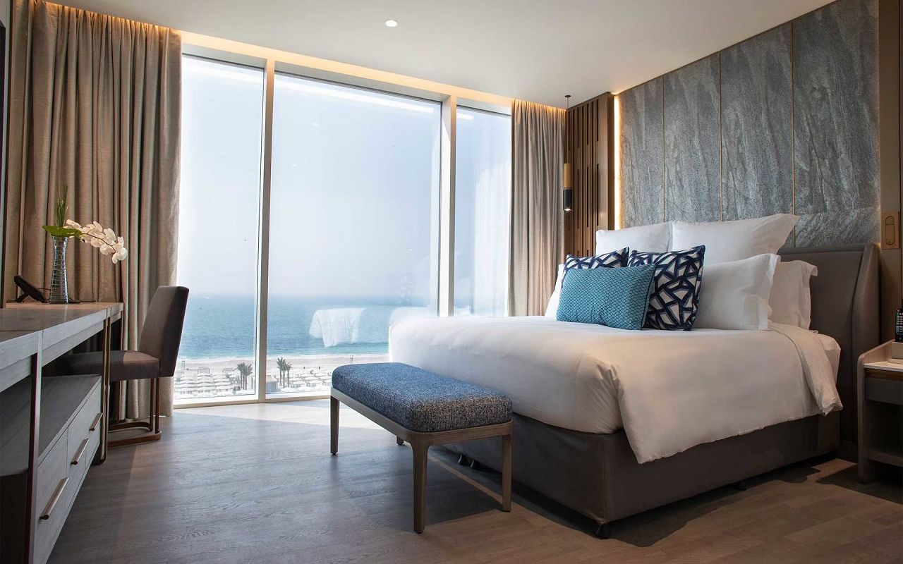 16-9_jumeirah-beach-hotel-ocean-suite_landscape