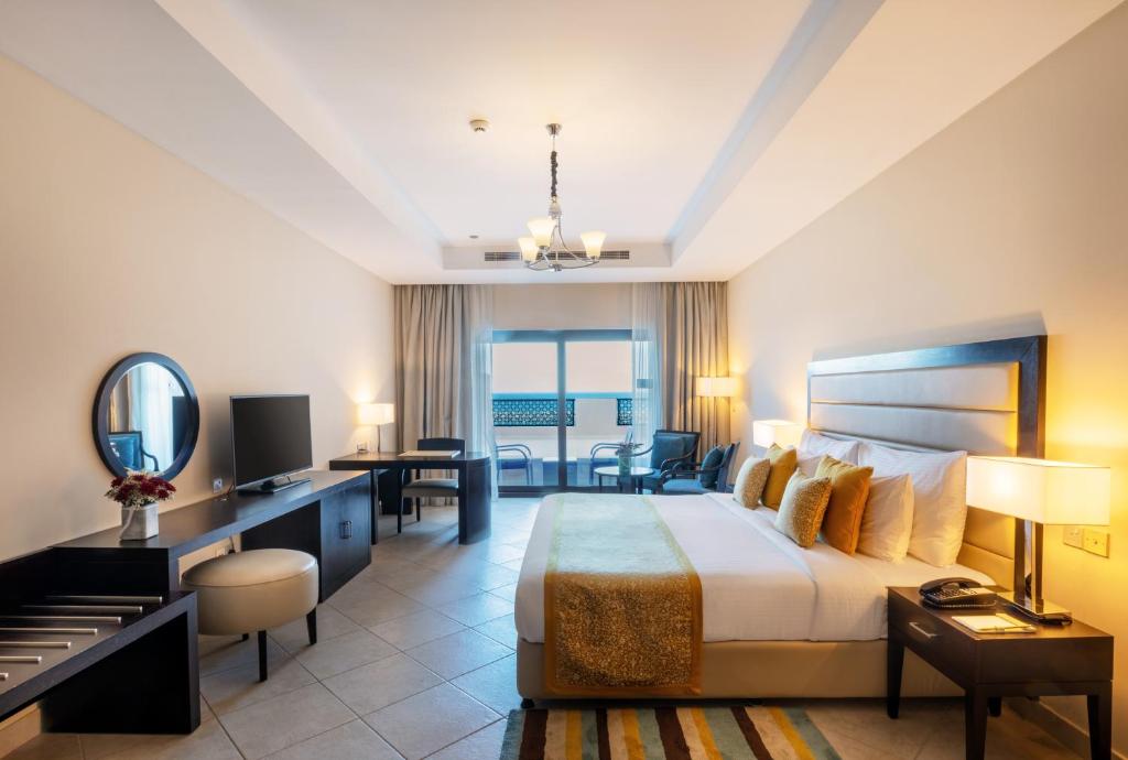 2 Bedroom Apartment Sea View (3)
