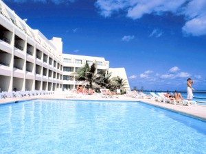 Flamingo Cancun Resort