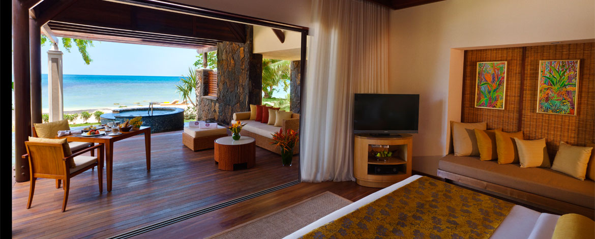 Angsana-Balaclava-Mauritius-Acc-BeachFront-Pool-Suite (4)