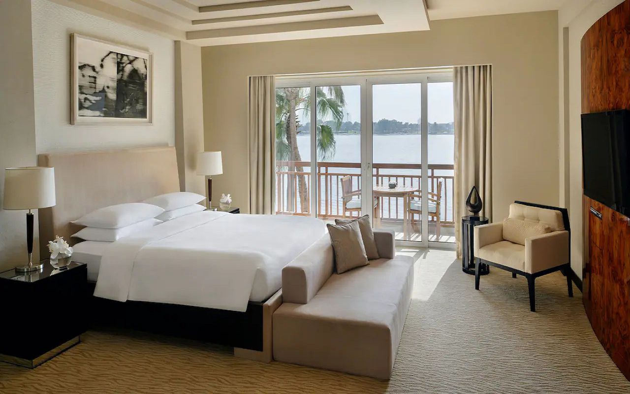 AnyConv.com__Park-Hyatt-Dubai-P294-Park-Executive-Suite-Bedroom.16x9