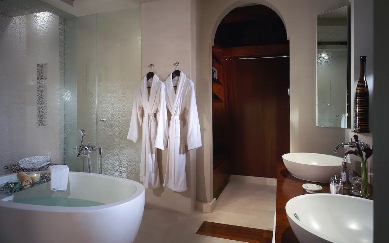 AnyConv.com__Park-Hyatt-Dubai-P478-Suite-Bathroom.16x9