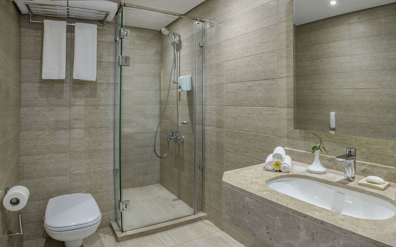 Bathroom-202192614