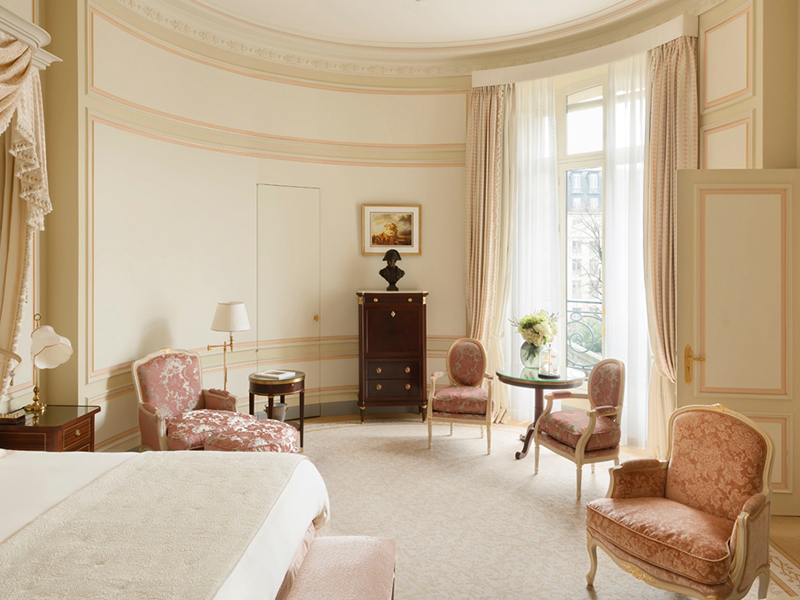 Deluxe Suite4