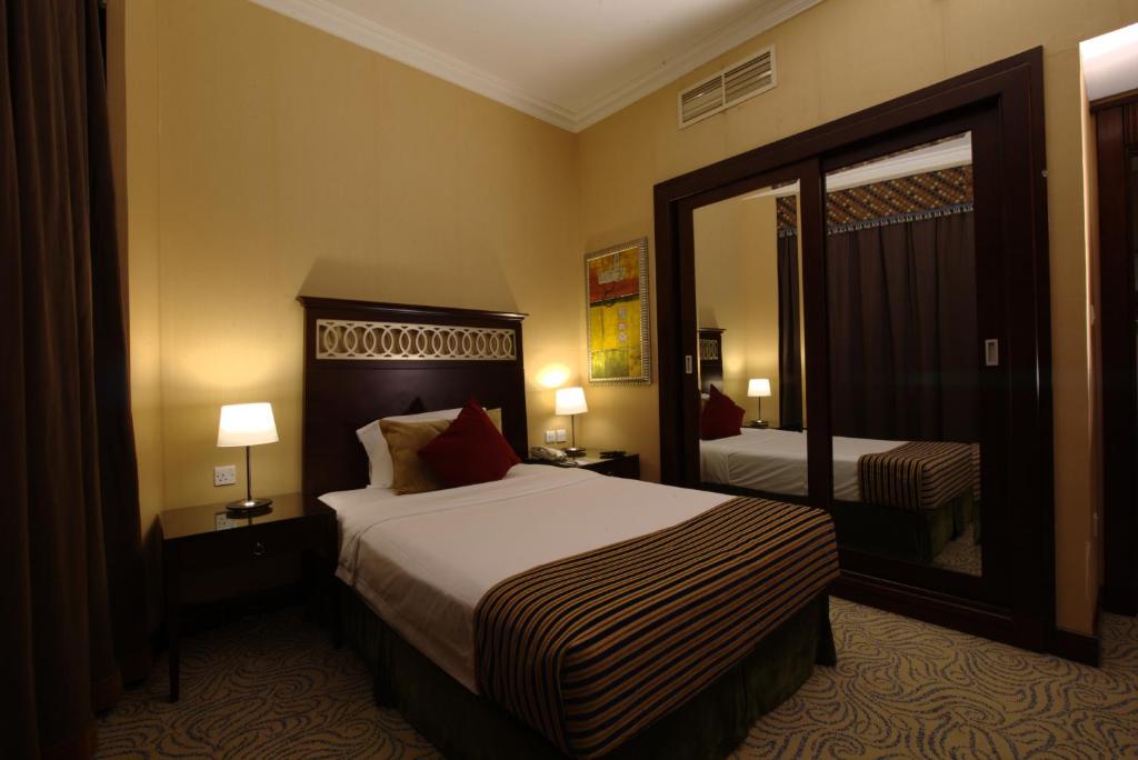Deluxe Two Bedroom Suites