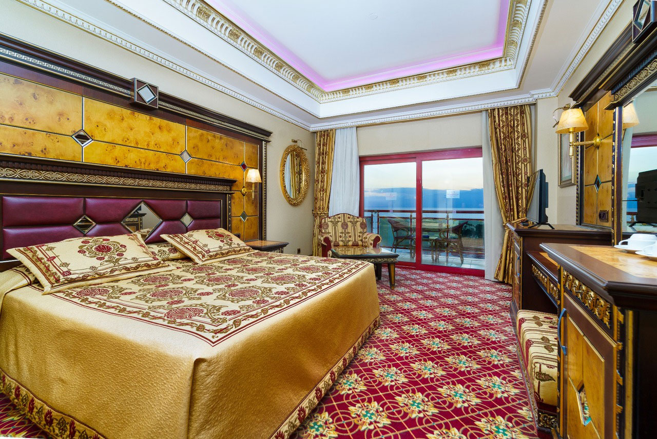 Elegance-Standard-Room-(2)