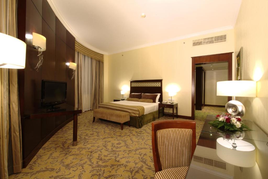 Executive Two Bedroom Suites (2)