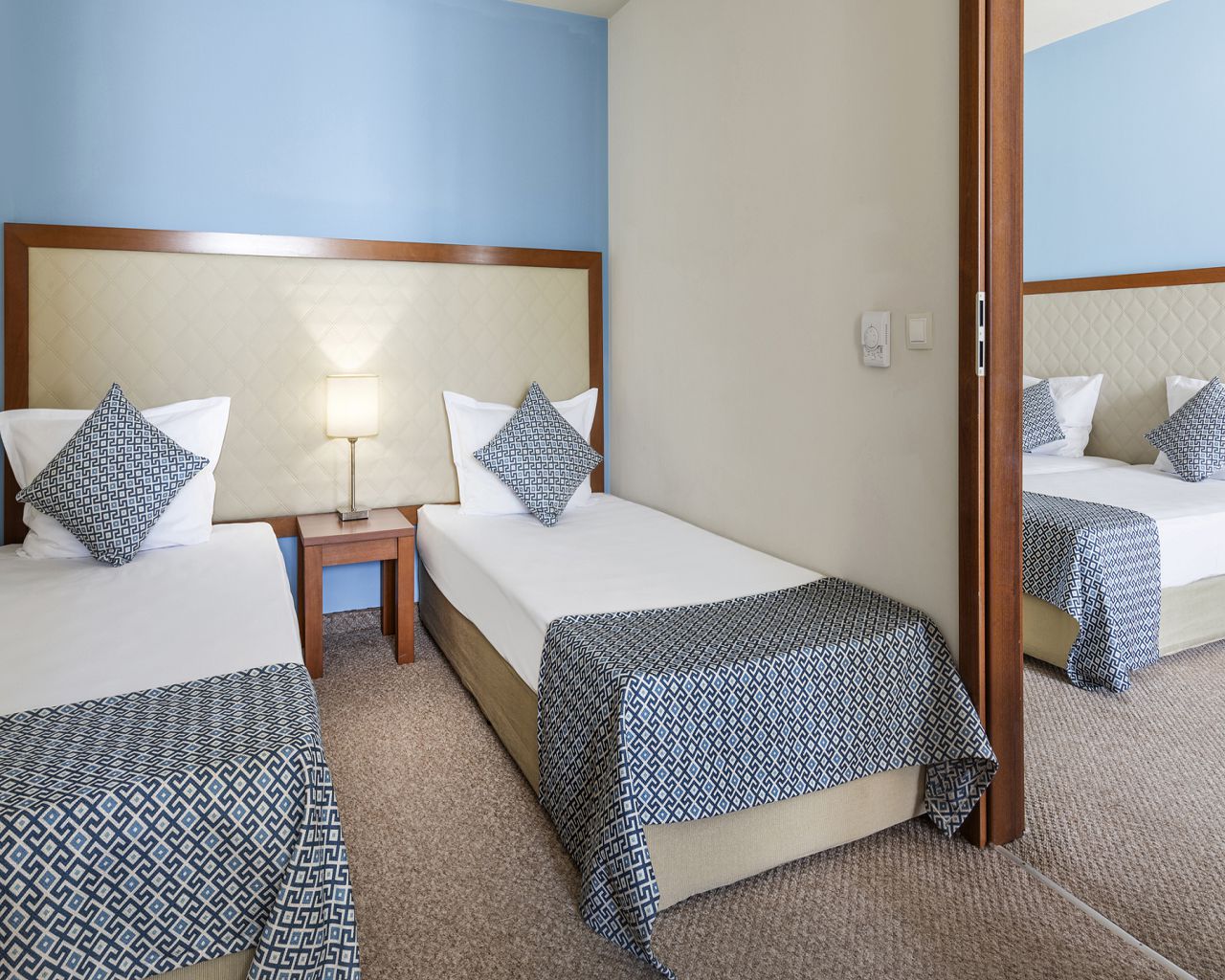 Family suite small bedroom