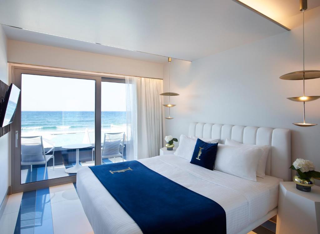 Gold Executive Sea View (1)