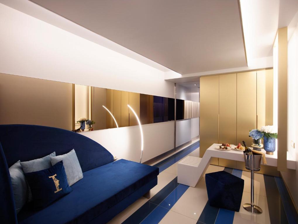 Gold Executive Sea View (3)