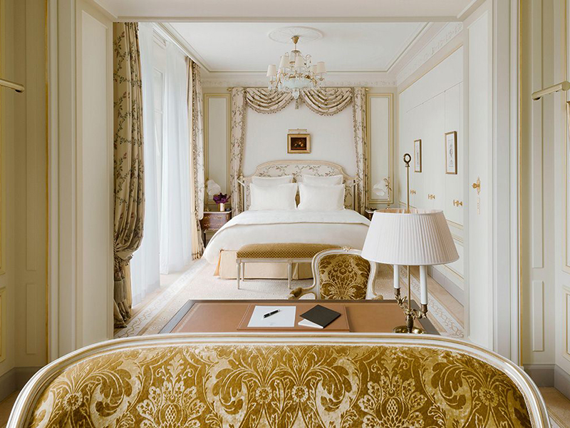 Grand Deluxe
