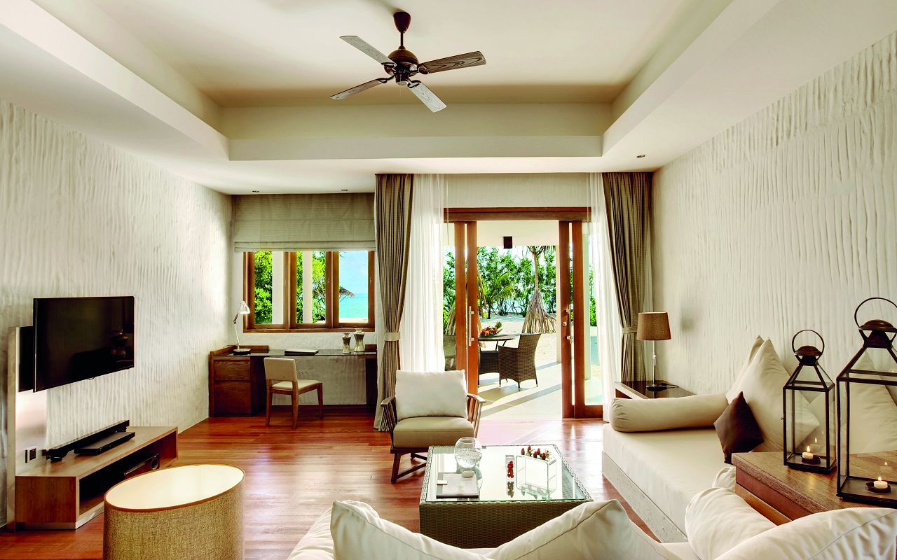 Hideaway Maldives villas 5 beach residence lap pool (1)
