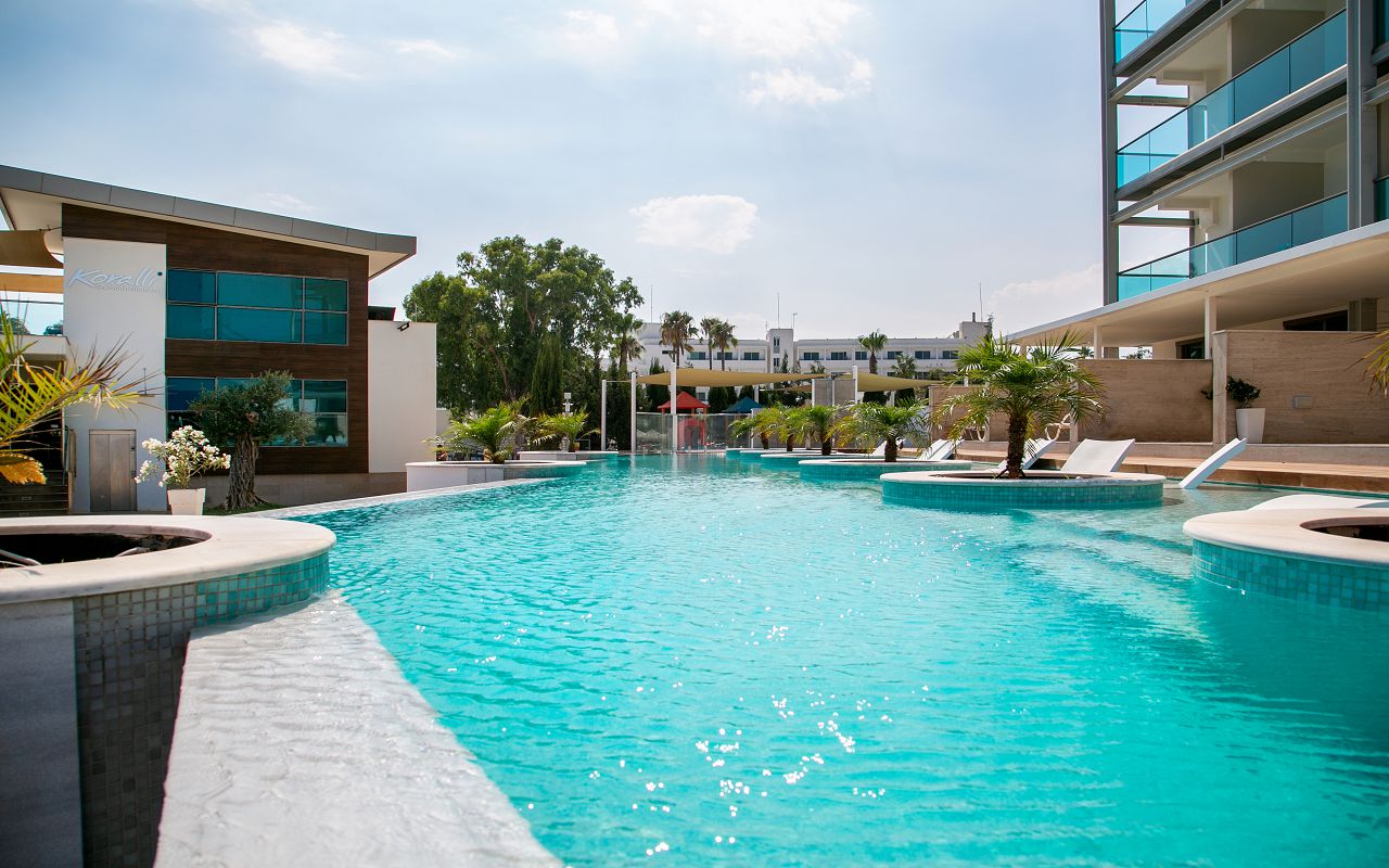 Junior Suite Swim up Rooms 4