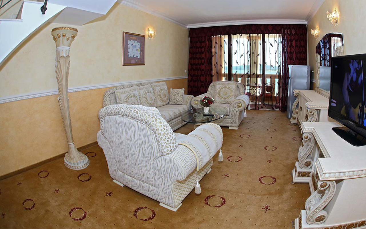 MEZ 1 Bedroom VIP Sea View Hotel1