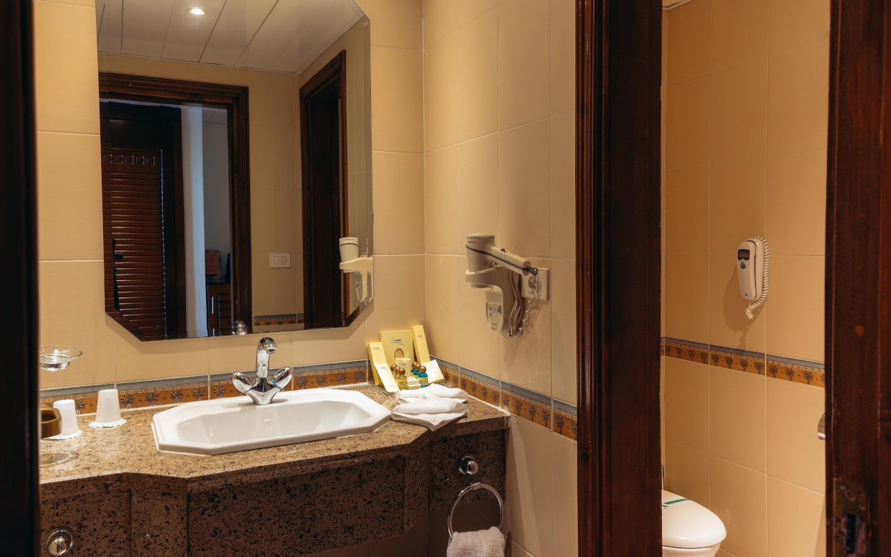 Nubian Island_Standard Room (2)-min