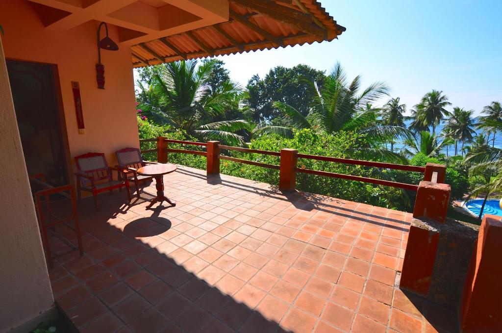 Ocean View Bungalow (1)