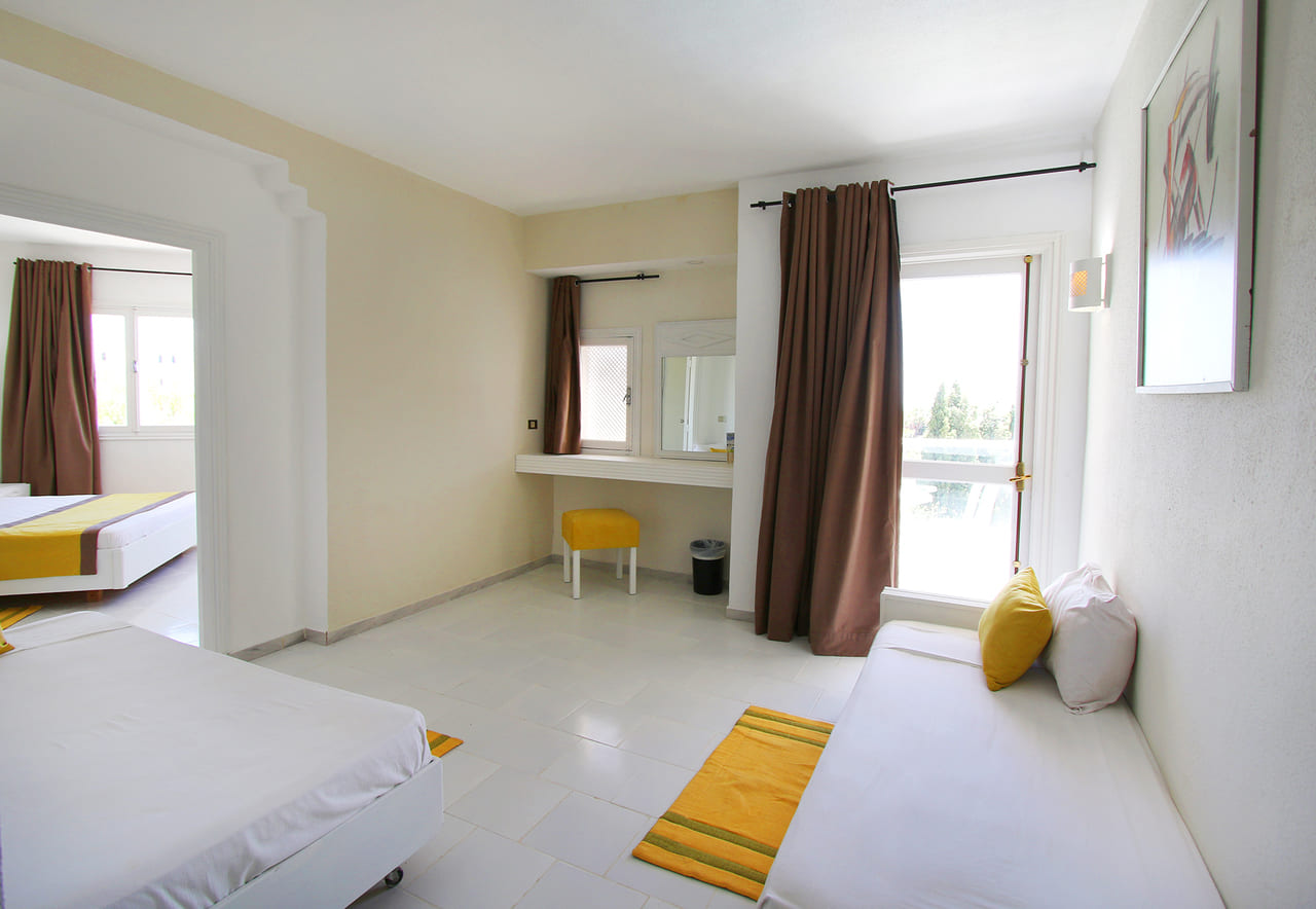 Standard Room (3)