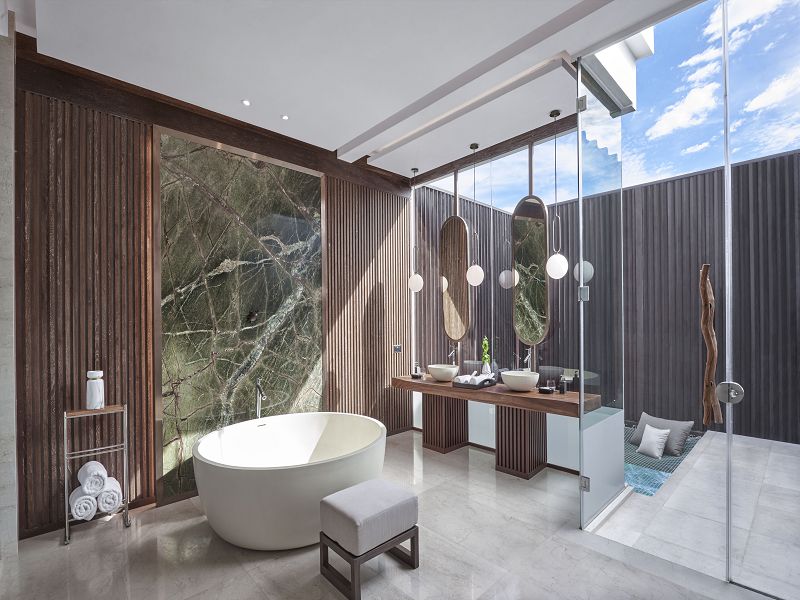 THE-Overwater-Reef-Residence-Master-Suite-King-Bathroom