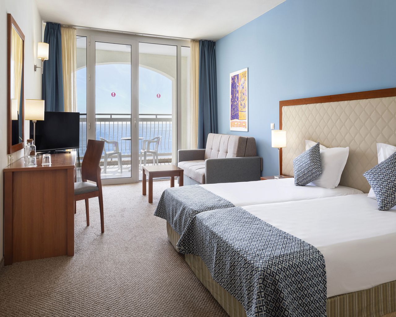 Twin room sea view 3