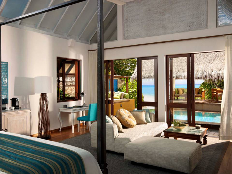 Four Seasons Landaa Giraavaru