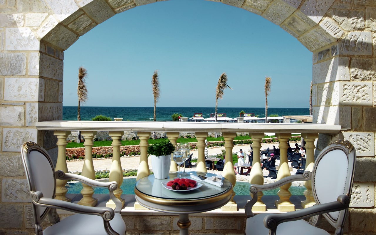 mitsis_crete_laguna_twin_sea_view_balcony-min