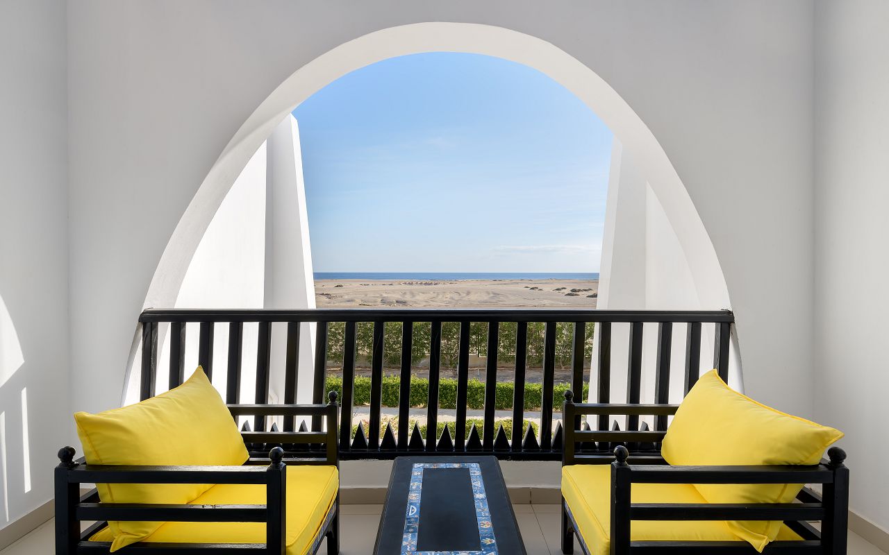 RMFHI_ Twin Standard Balcony with Sea View