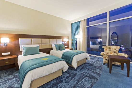leogrand-hotel-casino1