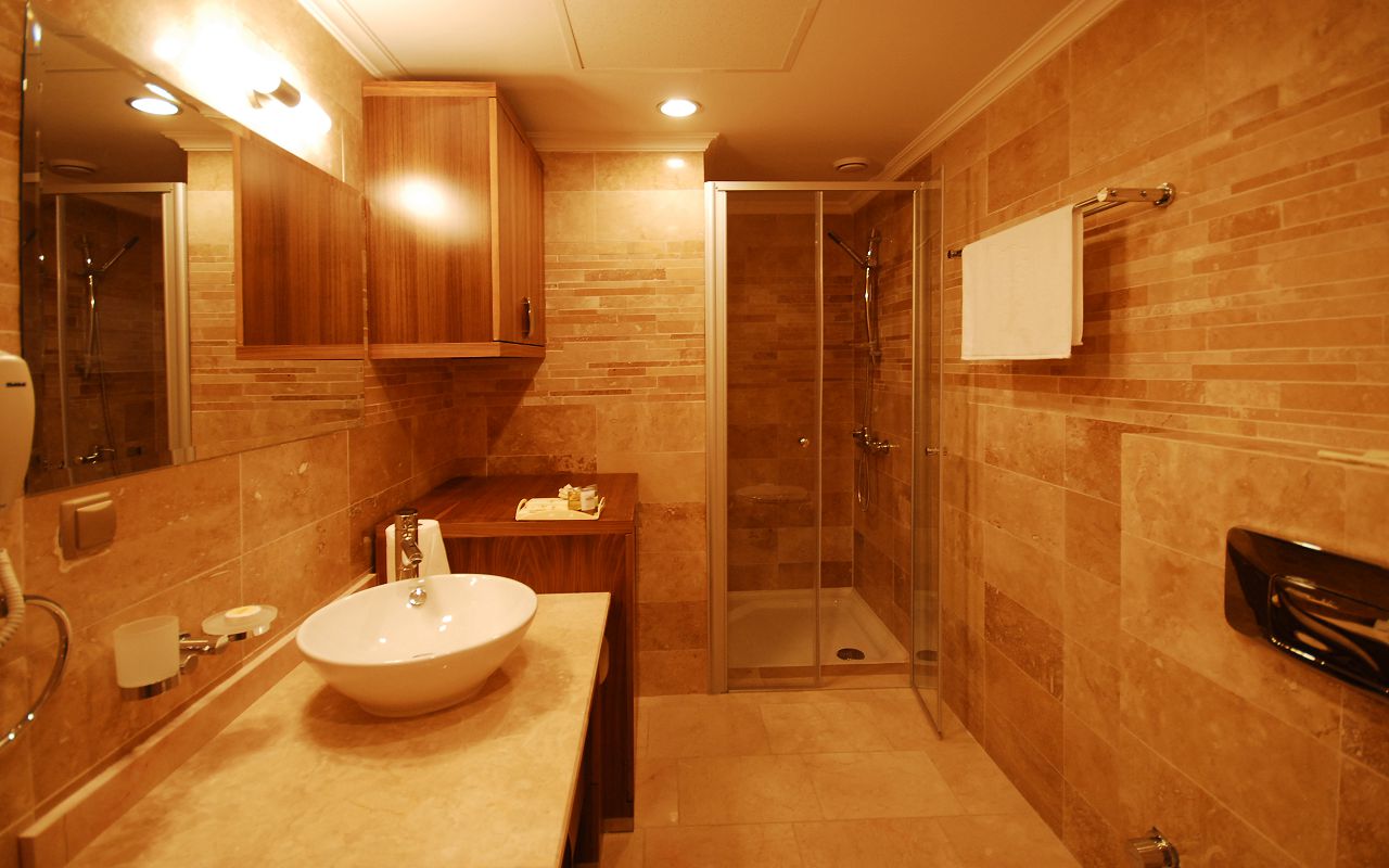 FAMILY SUITE (8)