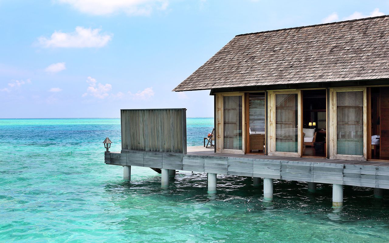 Overwater_deluxe_Maldives-Gangehi__S4A5115