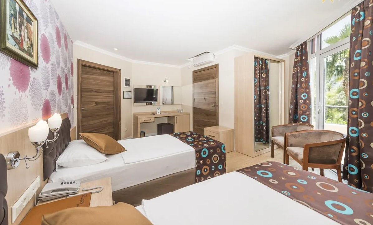 Economy Room (1)