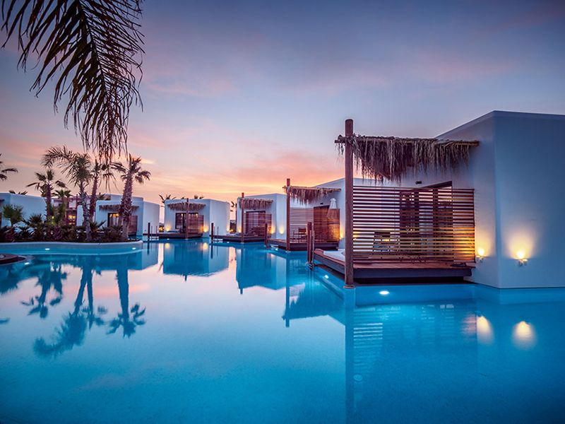 Over Water Bungalow5