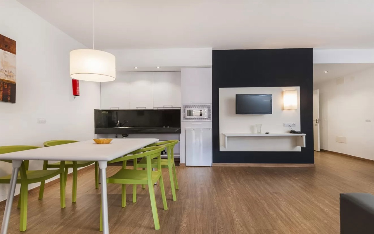 One Bedroom Apartment Bungalow with kitchen (4)