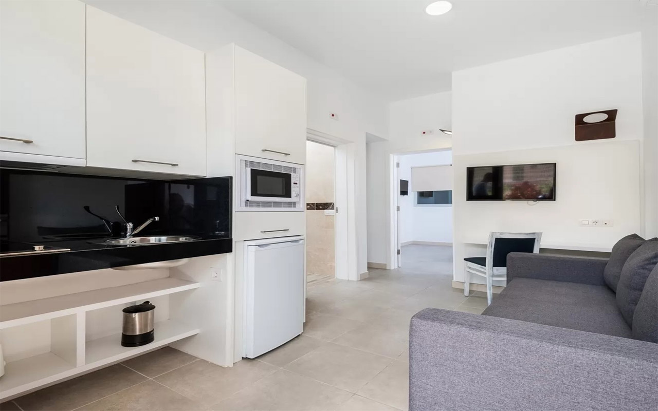 Studio Bungalow with kitchen (4)