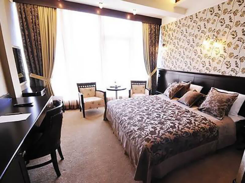 Business Double or Twin Room4