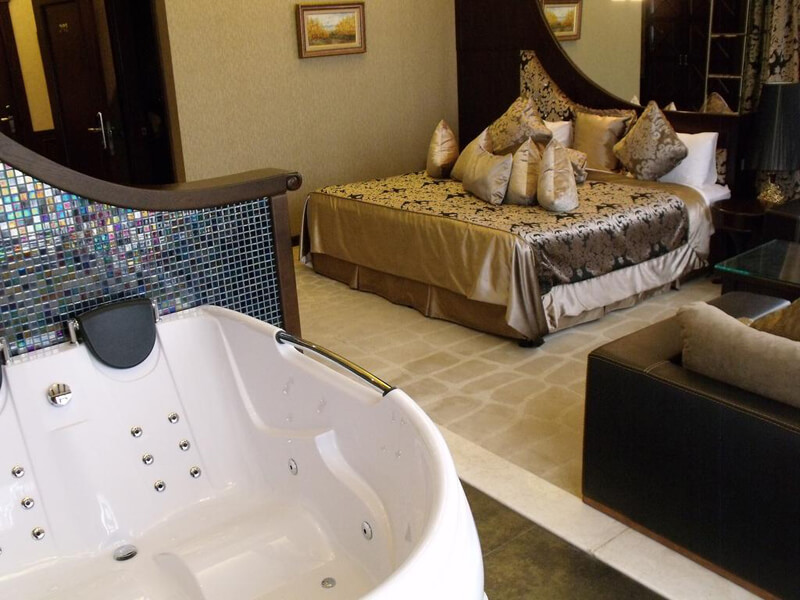 Royal Suite1