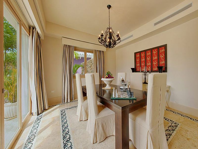 Three Bedroom Royale Villa10