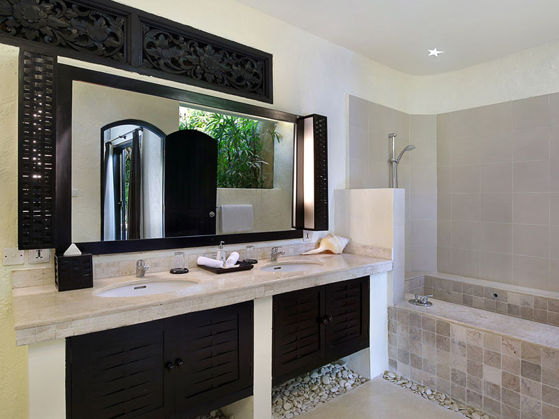 the-villas-bali-three-bedroom-bathroom