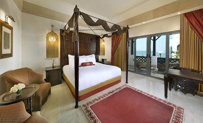 Deluxe Double or Twin Room with Pool View (2)
