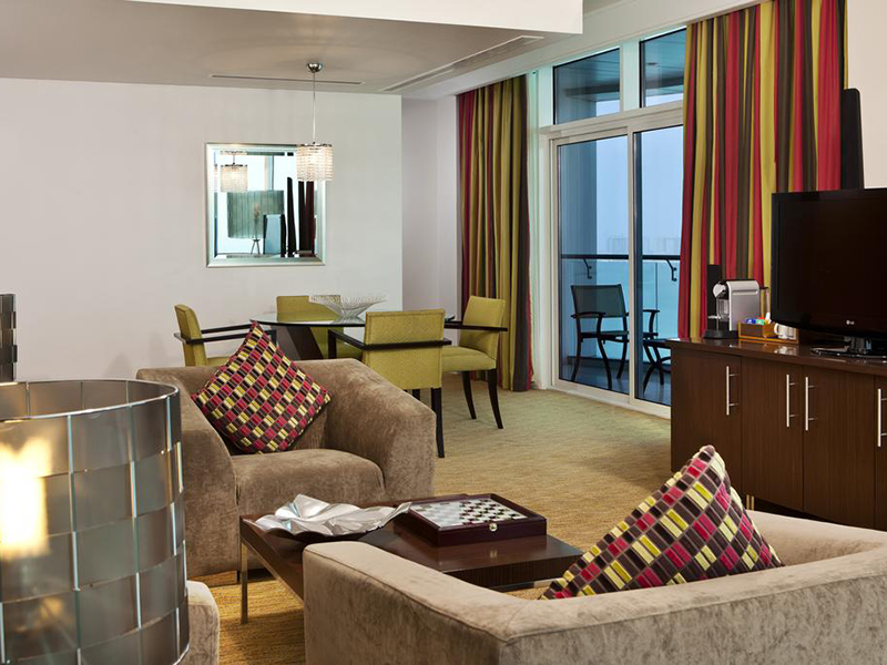 Panoramic Suite with Sea View and Executive Lounge Access (5)