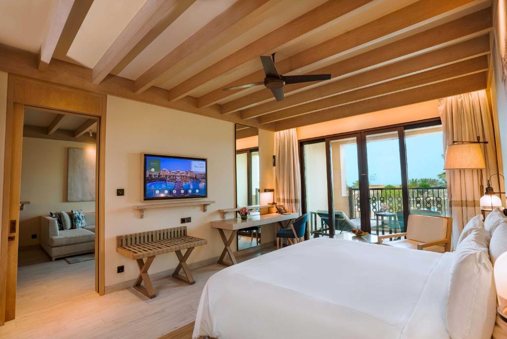 1 Bedroom Suite Resort View (1)