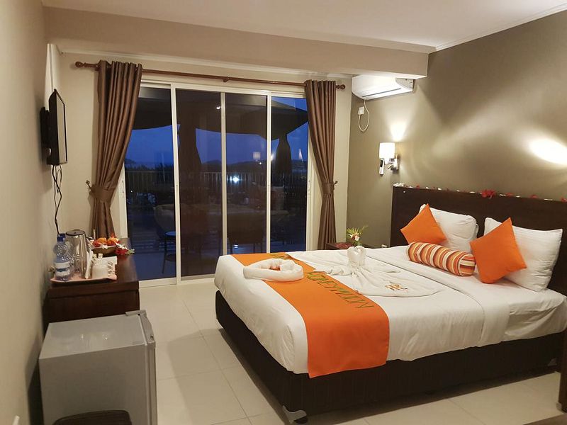 3The Ridge Residence (4)