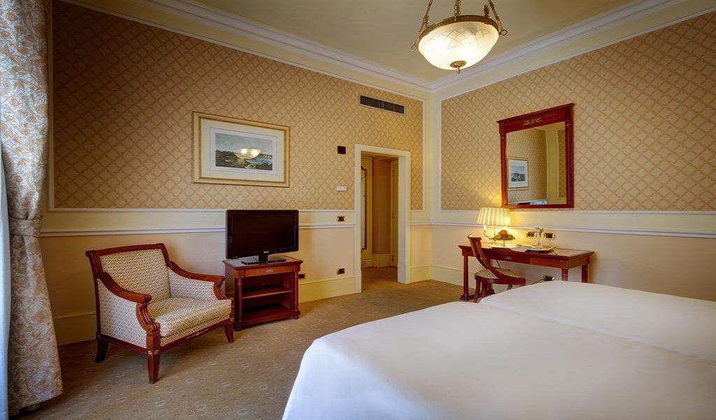 Тур на отдых в отеле Grand Hotel Et Des Palmes 4* в Палермо, Италия, цены на путевки, фото Тур на отдых в отеле Grand Hotel Et Des Palmes 4* в Палермо, Италия, цены на путевки, фото
