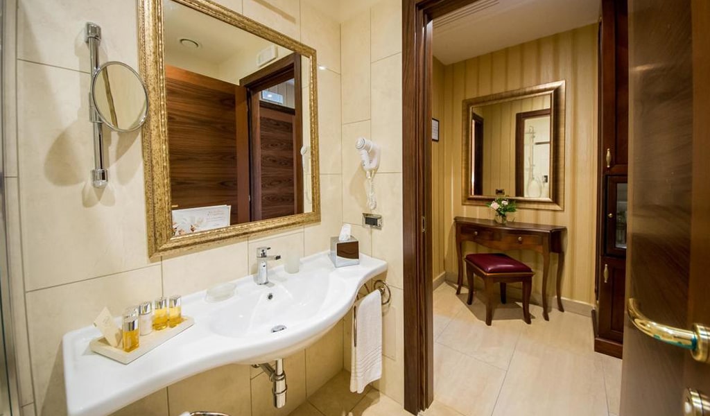 Diamond Hotel & Resort (13)